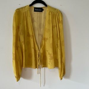 Realisation Par Stevie Wrap Top